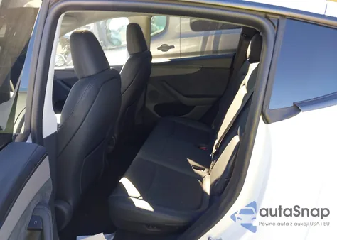 2026 Tesla Model Y Premium Rear-Wheel Drive/Standard Rear-Wheel Drive из США, поврежденный, VIN 7SAYGDED5TF392550